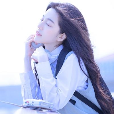灼灼琉璃夏手游变态版下载